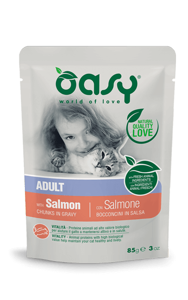 Oasy Chunks in Gravy Adult Salmon - пауч за възрастни котки със сьомга 85 гр.