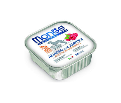Monge Monoprotein Pate Duck with Raspberries - пастет за кучета в зряла възраст с патешко месо и малини 150 гр