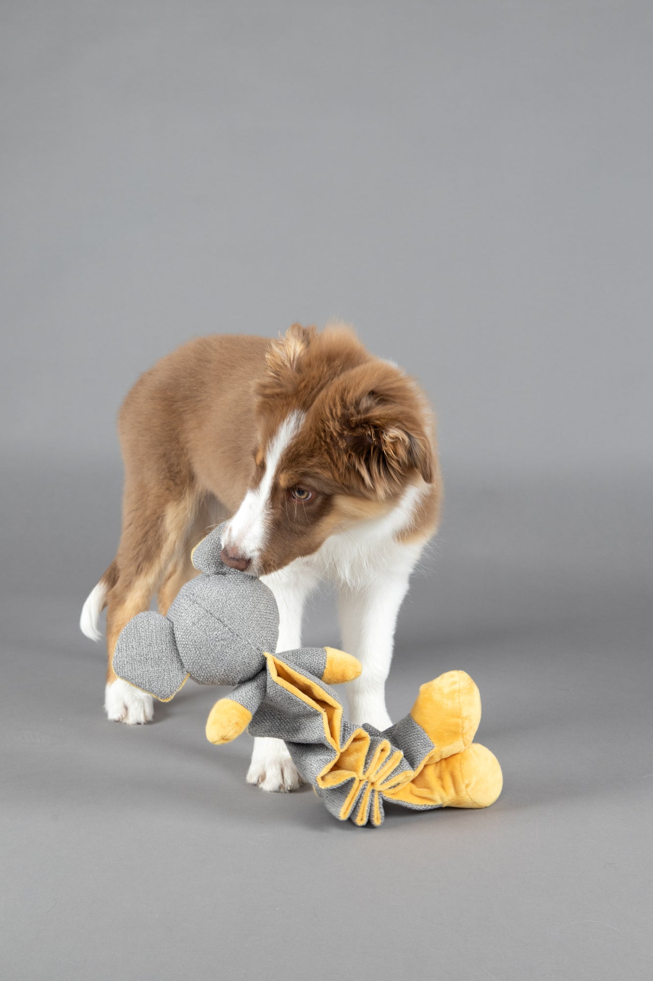 Flamingo Toy Puppy Folsy Mouse - играчка за куче 34 / 18 см