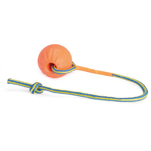 Camon Eva Ball with Rope - гумена топка с въже за дърпане