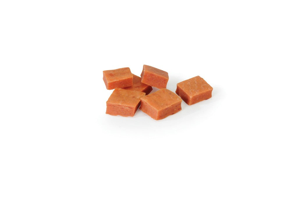 Camon Treats Snacks - меки хапки в формата на кубчета със заешко месо 80 гр