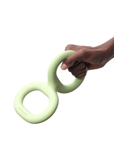 Earth Rated Tug Toy Green Rubber - каучукова играчка