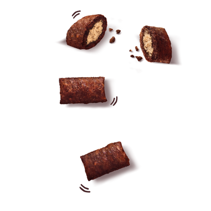 РАЗПРОДАЖБА Lilys Kitchen Cat Salmon Pillow Treats - лакомство за котки със сьомга 60 гр.