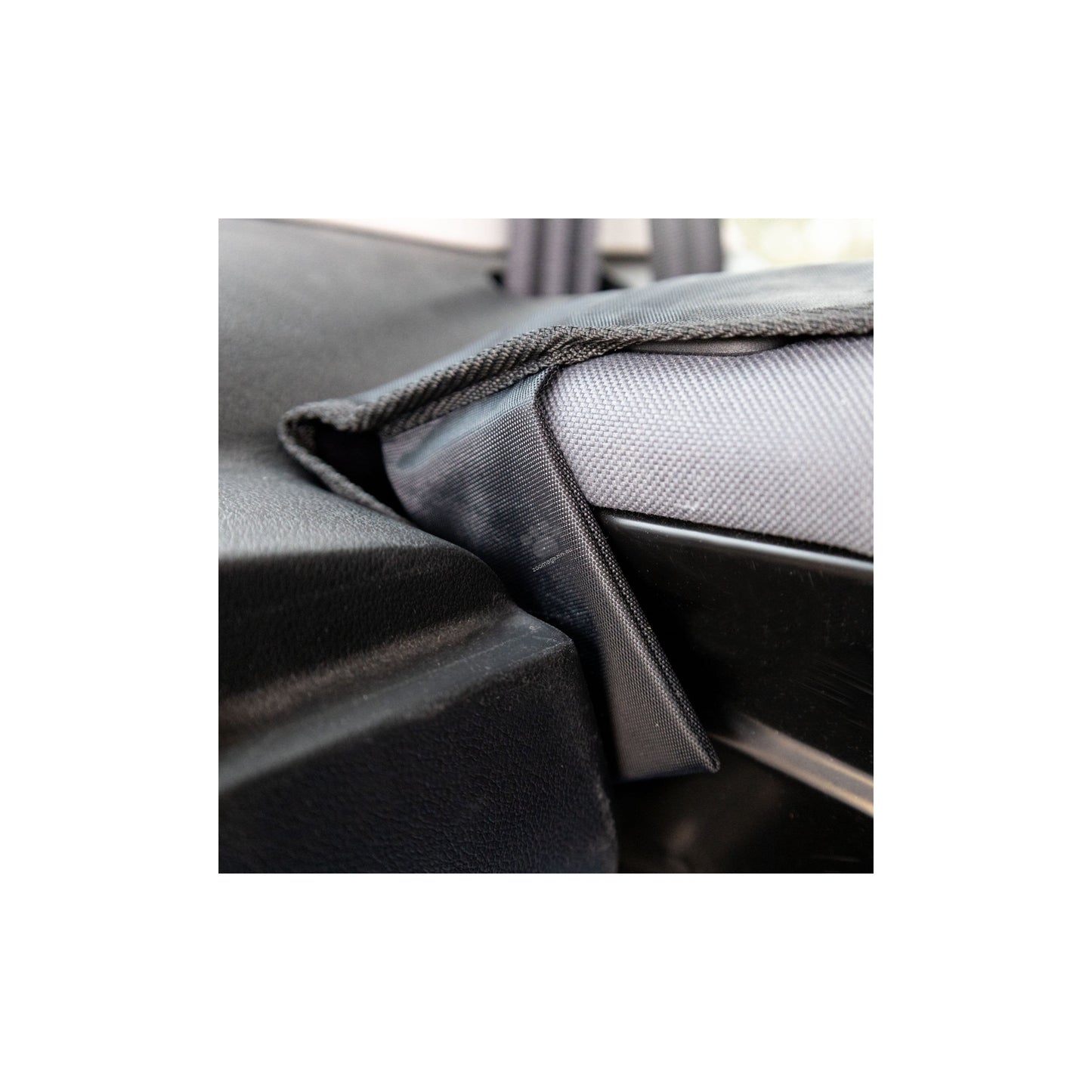 Flamingo Car seat cover Coda Back seat Black - покривало за кола 214 / 147 / 0.1 см