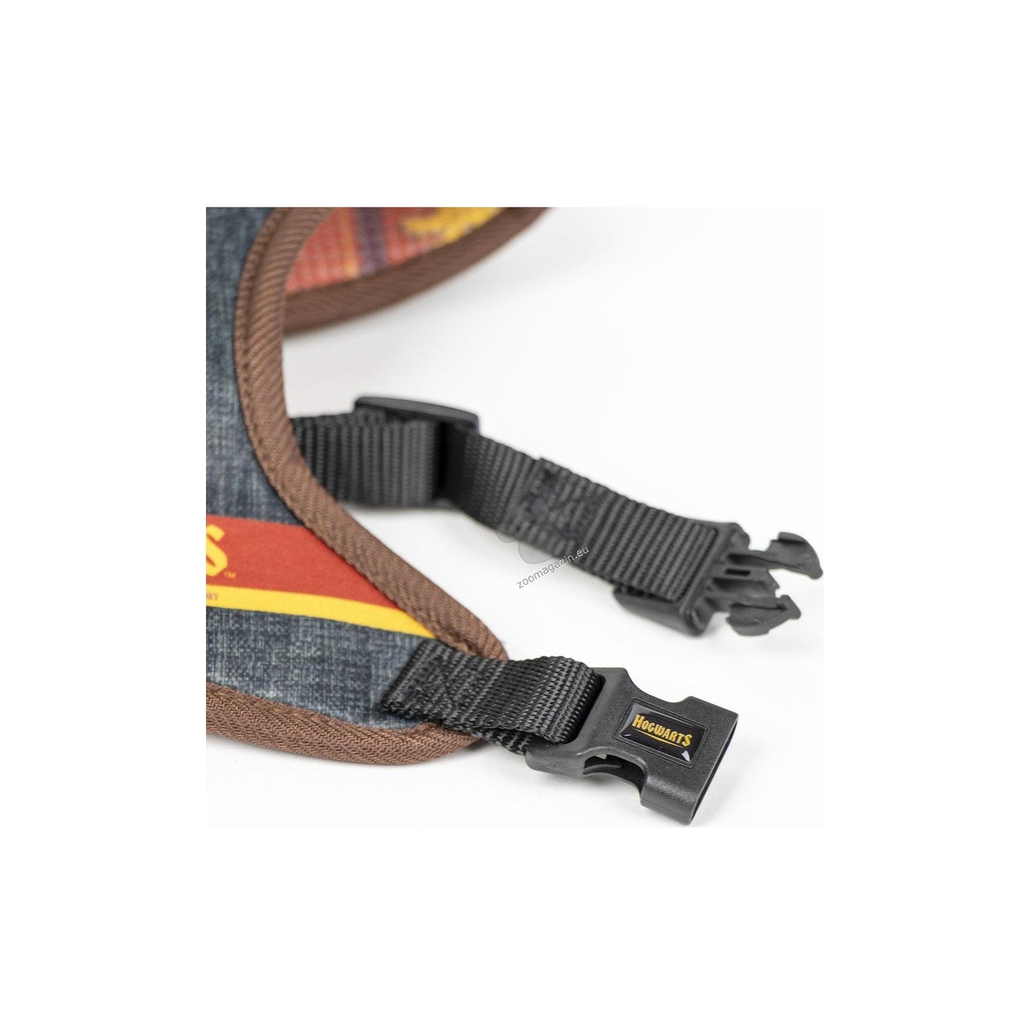 Cerda Dog Harness Harry Potter Gryffindor S/M - двулицев нагръдник за куче 40-59 см